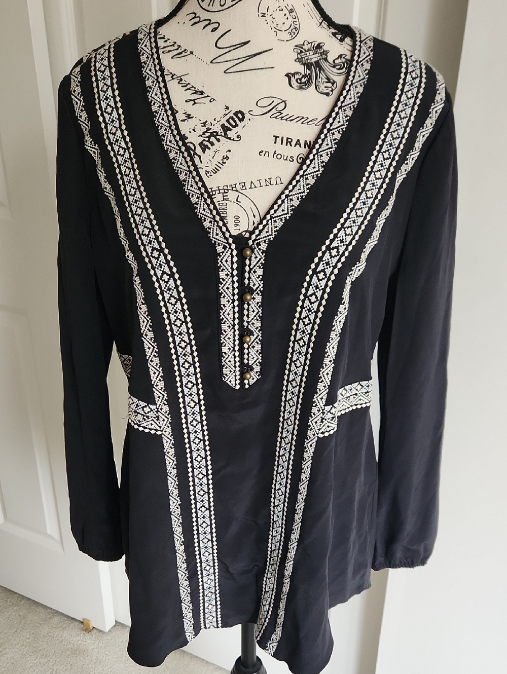 Veronica Beard Black 100% Silk Tunic Top SZ 8